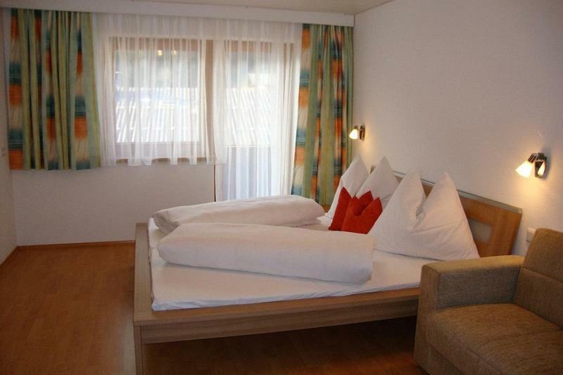 Appartements Schwoagerhof Fuegen Exterior photo
